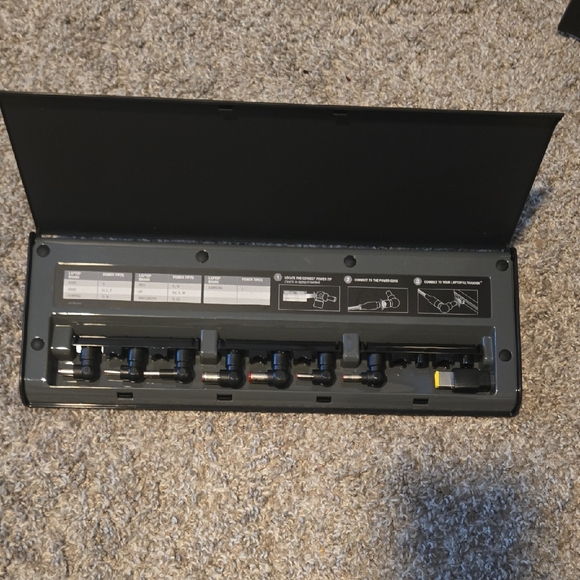 Targus Black Surge Protector - Picture 1 of 5